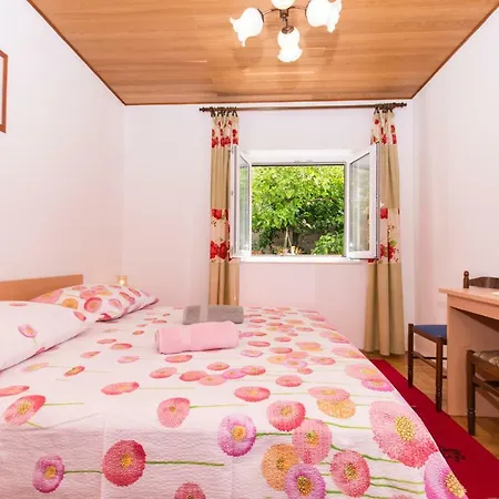 Maja Apartmán